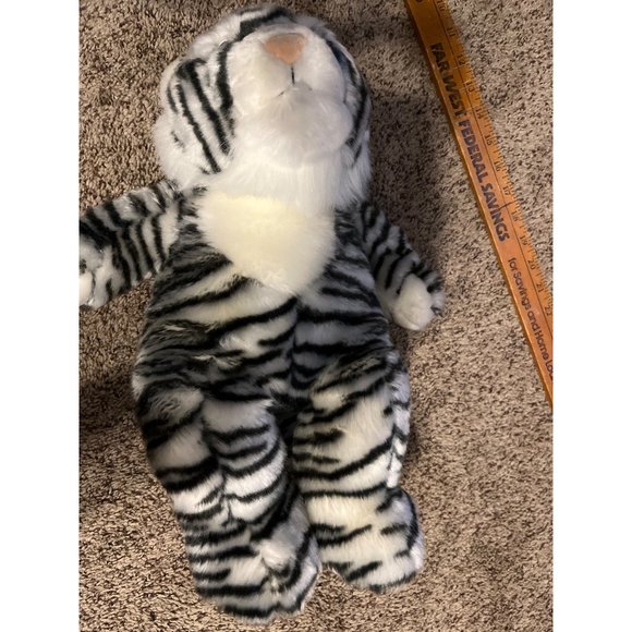 Vintage The Bear Factory 2001 White Tiger Plush 15” Stuffed Animal No Sound Box - Picture 4 of 8